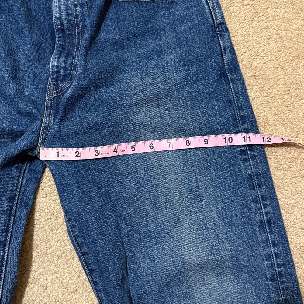 Levi's Medium Blue High-Rise Cropped Straight Jeans - Picture 13 of 13